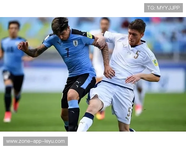 乌拉圭队在巴黎奥运会比赛中多次利用边路进攻，乌拉圭奥运会预选赛