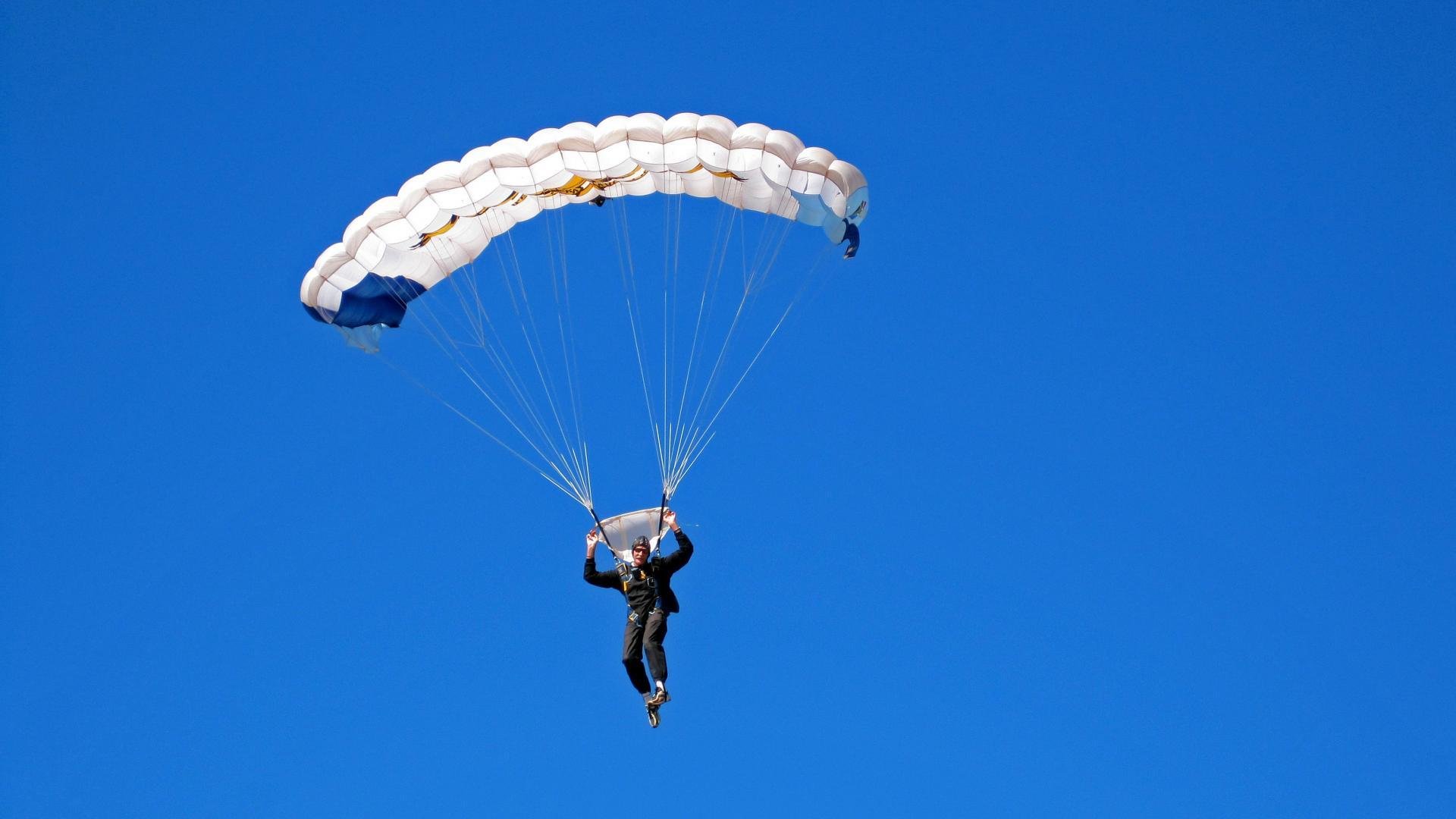 竞技体育后备人才区域均衡发展政策调研，竞技体育后备人才训练管理的重要性及其特点